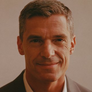 Daniel, AI estate agent